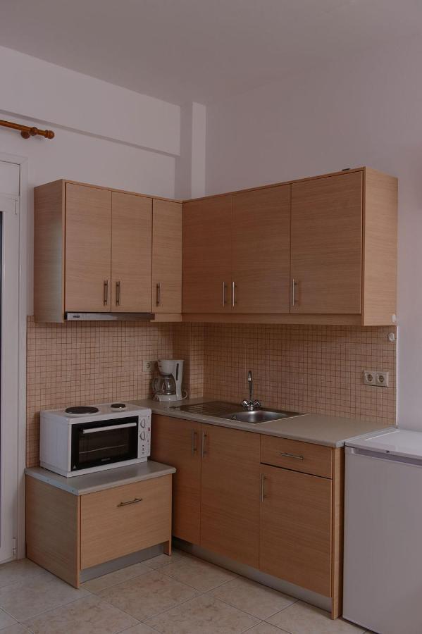 Pelini Apartment Kalamaki  Ngoại thất bức ảnh