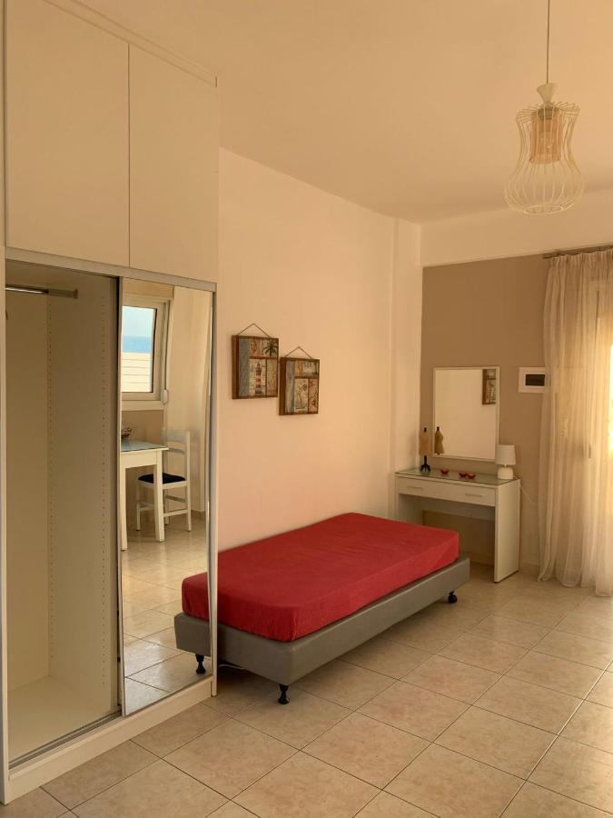 Pelini Apartment Kalamaki  Ngoại thất bức ảnh