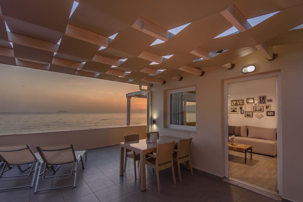 Pelini Apartment Kalamaki  Ngoại thất bức ảnh